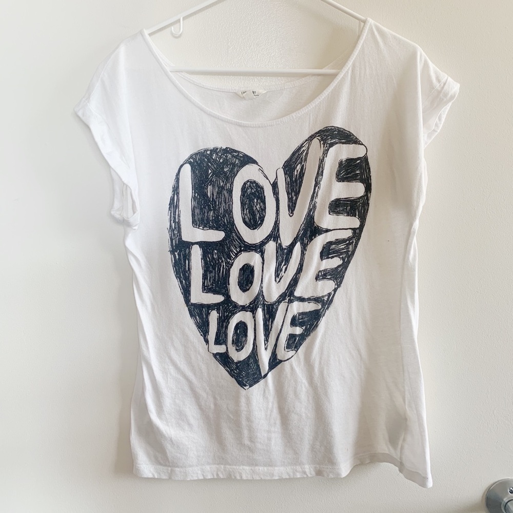 Cute white & black  short sleeved top Size S
